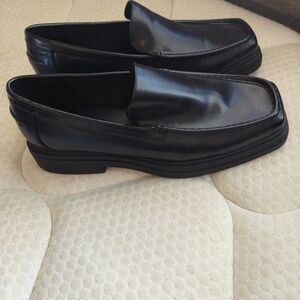 Classic Black Leather Slip-On Loafers - Men's